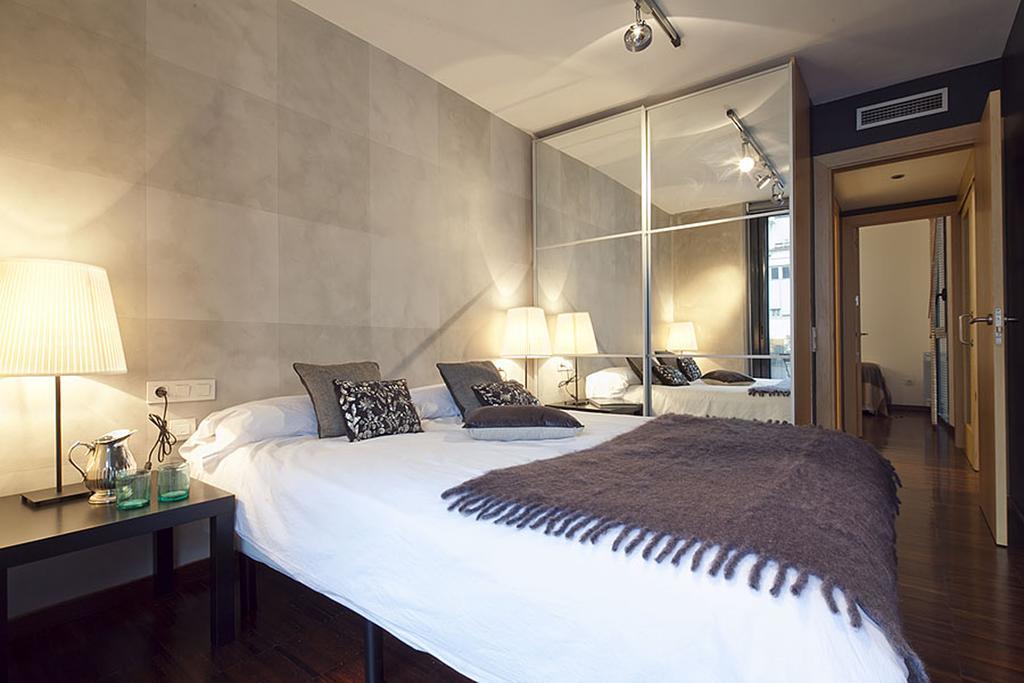 Apartment Barcelona Rentals - Sarria Apartments Near Center Eksteriør billede
