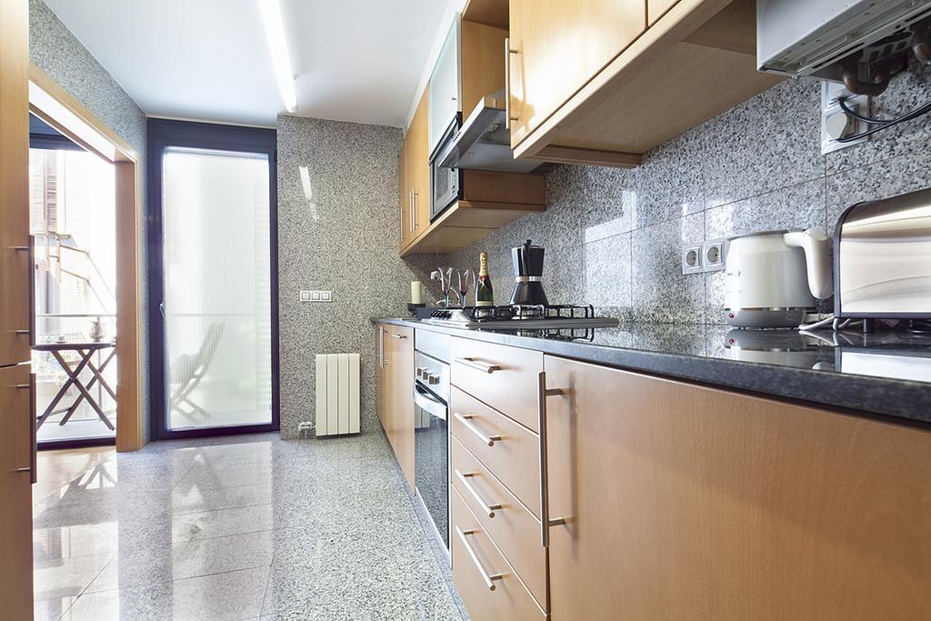 Apartment Barcelona Rentals - Sarria Apartments Near Center Eksteriør billede