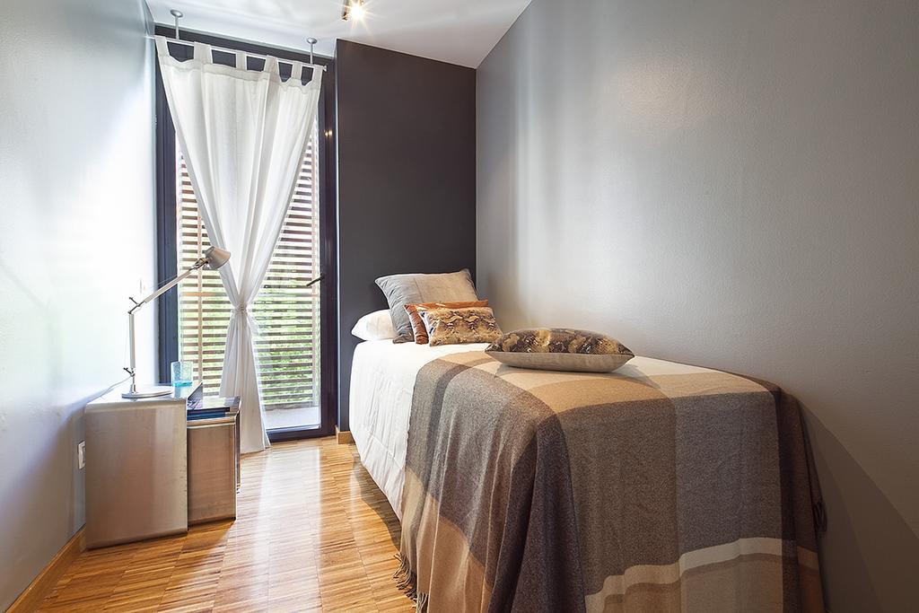 Apartment Barcelona Rentals - Sarria Apartments Near Center Eksteriør billede