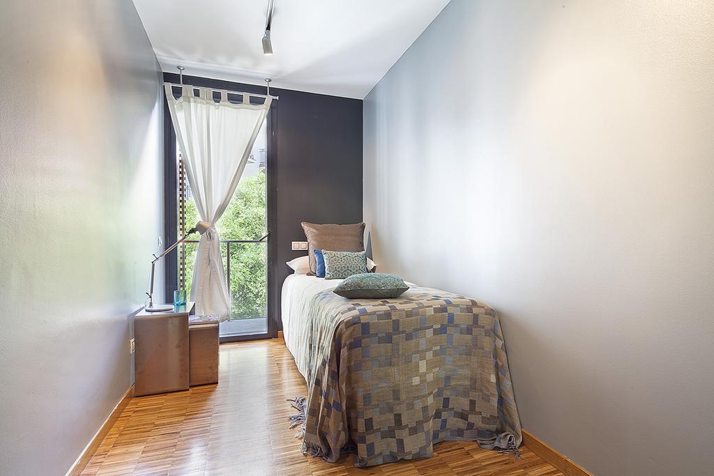 Apartment Barcelona Rentals - Sarria Apartments Near Center Eksteriør billede
